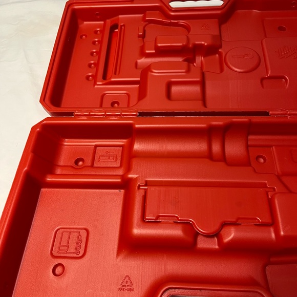 Heavy duty Milwaukee tool boxes - Picture 8 of 8